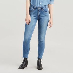 Levi’s 721 HIGH RISE ANKLE SKINNY WOMEN'S JEANS medium wash tulip hem 25